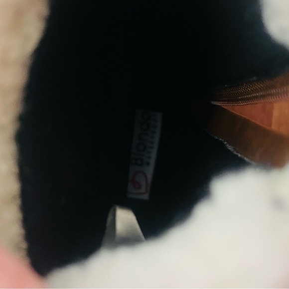 Blonde 7.5 Women's Tan Suede Ankle Boots with Cream Fur Lining like new! - Picture 5 of 11